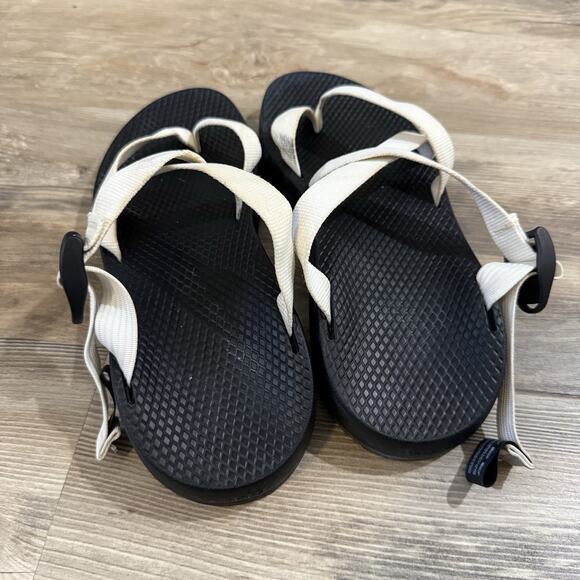 Chaco Tegu Women’s Sandals White Black Adjustable Outdoor Hiking Size 9 - Picture 4 of 10